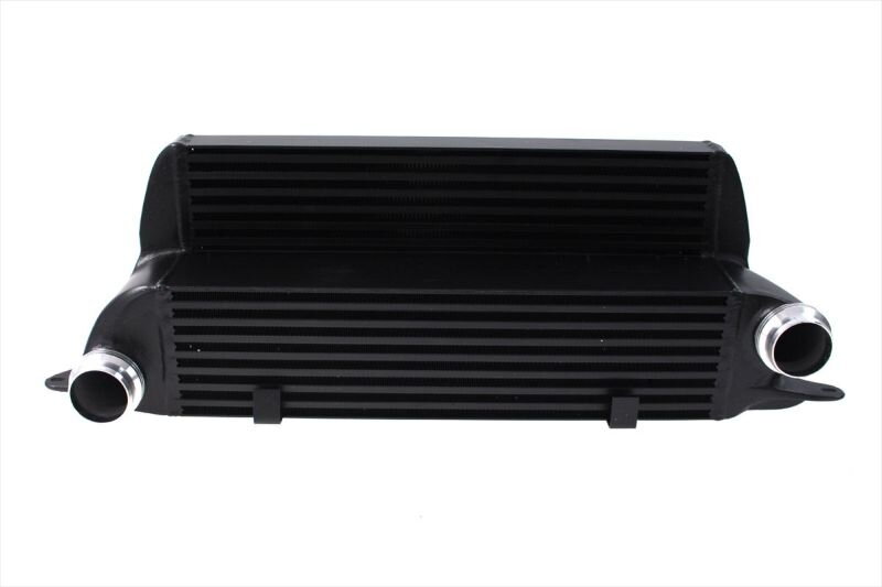Medzichladič 525x230 BMW E60 Medzichladič 525x230 BMW E60