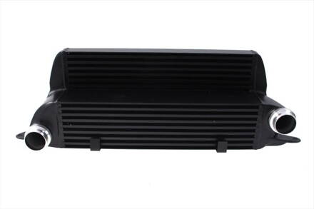 Medzichladič 525x230 BMW E60